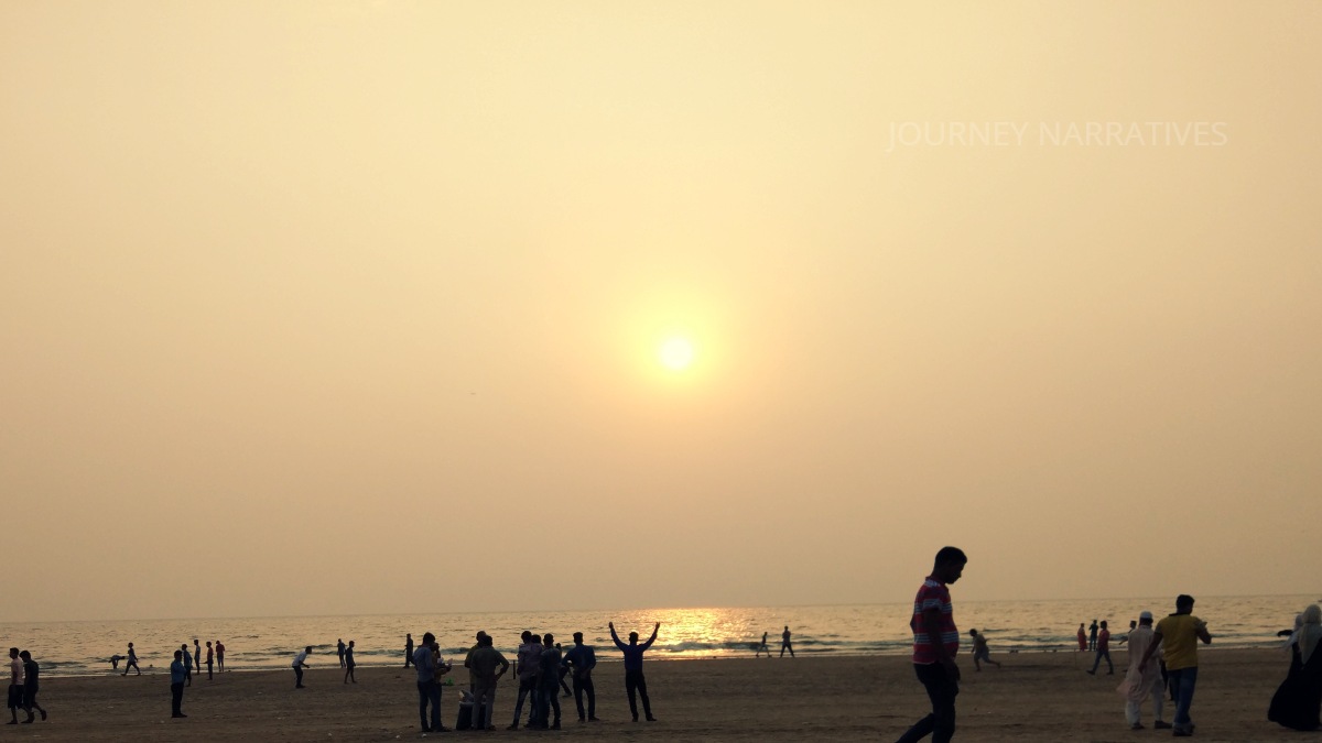 Versova Beach in Mumbai with a broad coastline and views of the Arabian Sea