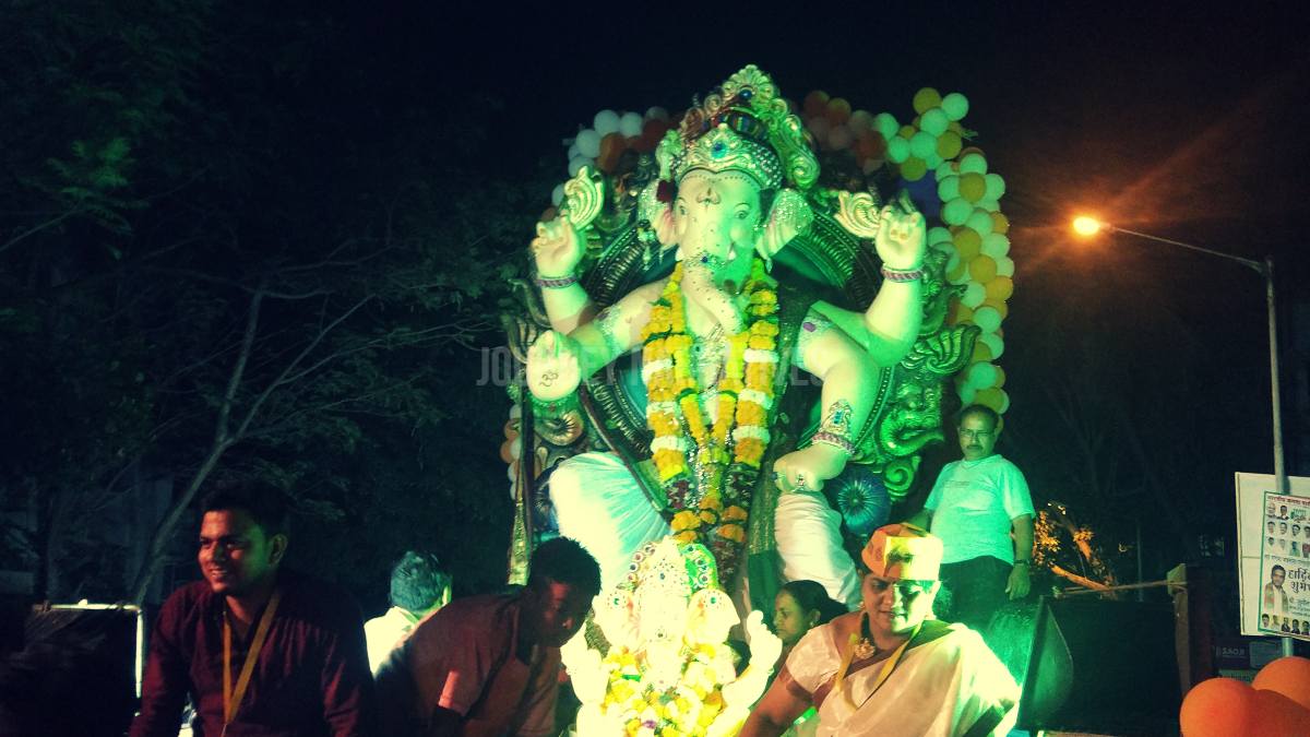 Food and festival traditions in India