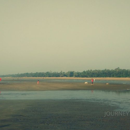 Aksa Beach in Mumbai featuring a tranquil shoreline and scenic coastal views